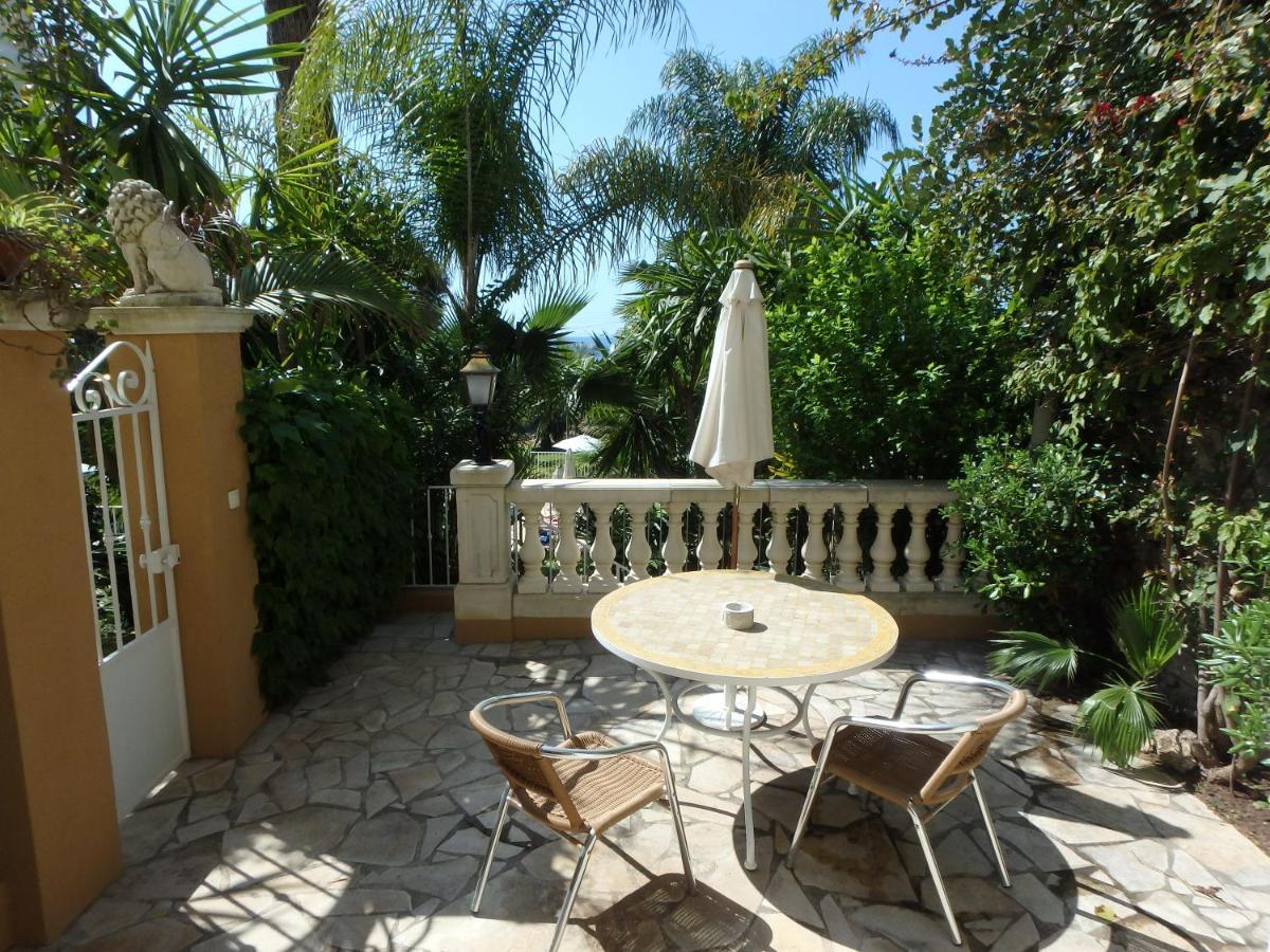 Veles 3* Cannes