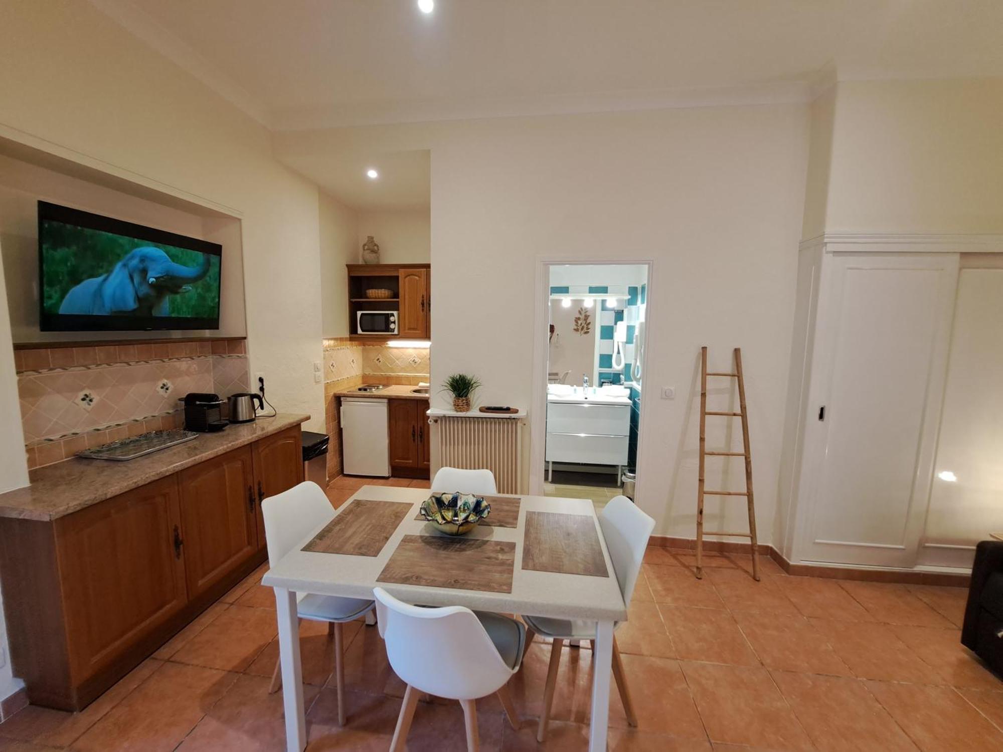 Appart hôtel Veles 3*
